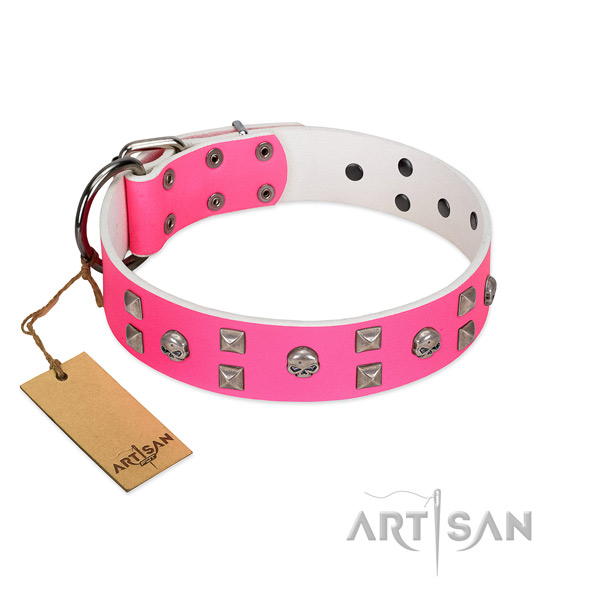 Easy adjustable full grain natural leather dog collar for easy wearing